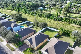 1595 Lexington Square SW, Vero Beach, FL 32962 - Photo 29