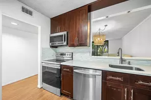 5280 Las Verdes Cir, Delray Beach, FL 33484 - Photo 7