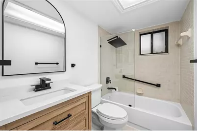 5280  Las Verdes Cir, Unit #202, Delray Beach, FL 33484 - Photo 19