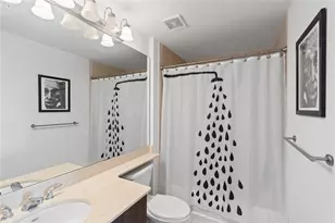 2401 NE 65th St, Fort Lauderdale, FL 33308 - Photo 17