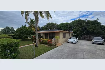 17230 NW 10th Ct, Miami, FL 33169 - Photo 3