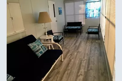 877  Pirates Cove Ln, Fort Pierce, FL 34949 - Photo 5