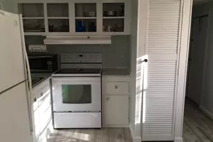 877 Pirates Cove Ln, Fort Pierce, FL 34949 - Photo 11