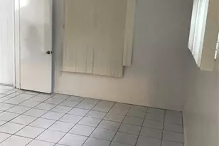 161 NW 164th St, Miami, FL 33169 - Photo 3