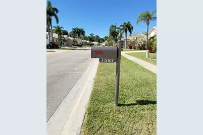 7587  Eagle Point Dr, Delray Beach, FL 33446 - Photo 23