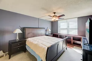 427 Golden Isles Dr, Hallandale Beach, FL 33009 - Photo 19