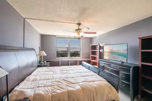 427 Golden Isles Dr, Hallandale Beach, FL 33009 - Photo 17