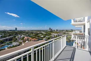 427 Golden Isles Dr, Hallandale Beach, FL 33009 - Photo 23