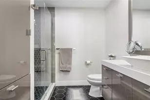 10215 NW 80th Dr, Tamarac, FL 33321 - Photo 5