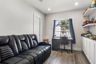 10215 NW 80th Dr, Tamarac, FL 33321 - Photo 23