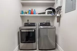 10215 NW 80th Dr, Tamarac, FL 33321 - Photo 17