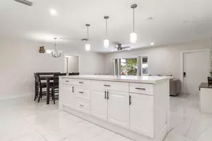 10215 NW 80th Dr, Tamarac, FL 33321 - Photo 13