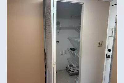 2860  Somerset Dr, Unit #317K, Fort Lauderdale, FL 33311 - Photo 21