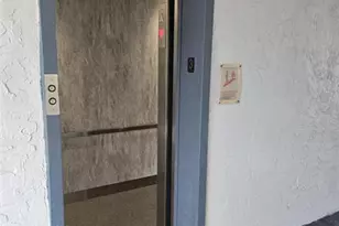 2860 Somerset Dr, Fort Lauderdale, FL 33311 - Photo 7