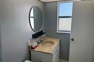 2860 Somerset Dr, Fort Lauderdale, FL 33311 - Photo 47