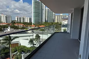 19707 Turnberry Way, Miami, FL 33180 - Photo 47