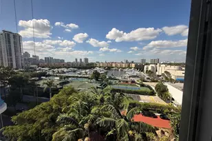 19707 Turnberry Way, Miami, FL 33180 - Photo 31