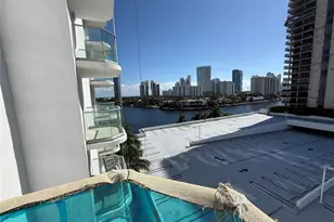 19707 Turnberry Way, Miami, FL 33180 - Photo 11