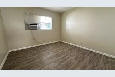 719 SE 16th Street, Unit #5, Fort Lauderdale, FL 33316 - Photo 11