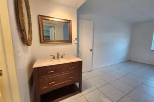 501 SE 8th St, Deerfield Beach, FL 33441 - Photo 23