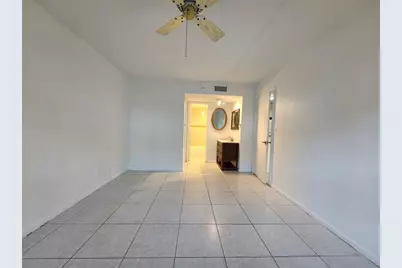 501 SE 8th St, Unit #103, Deerfield Beach, FL 33441 - Photo 15