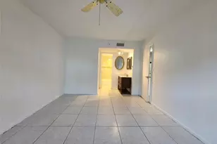 501 SE 8th St, Deerfield Beach, FL 33441 - Photo 15