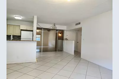 501 SE 8th St, Unit #103, Deerfield Beach, FL 33441 - Photo 5