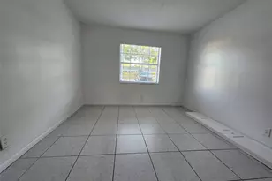 501 SE 8th St, Deerfield Beach, FL 33441 - Photo 27