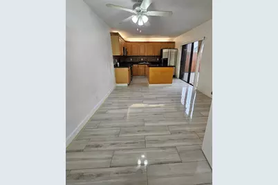 912  Springdale Cir, Unit #912, Palm Springs, FL 33461 - Photo 1