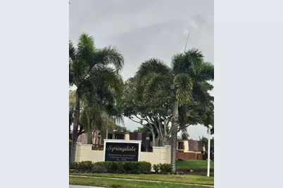 912  Springdale Cir, Unit #912, Palm Springs, FL 33461 - Photo 15