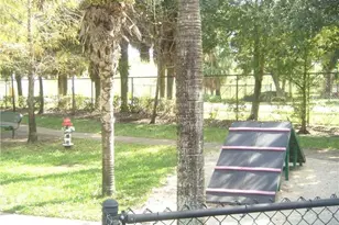 2031 NW 39th Ct, Oakland Park, FL 33309 - Photo 17