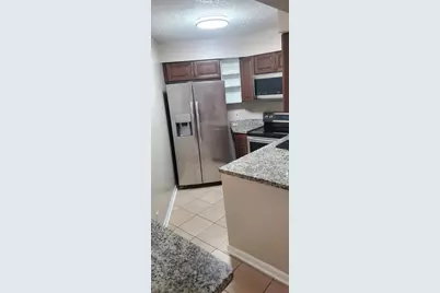 212  Lake Pointe Dr, Unit #314, Oakland Park, FL 33309 - Photo 3