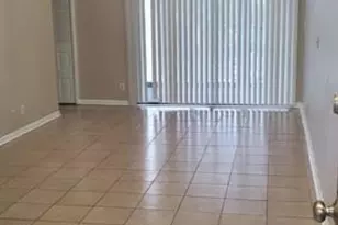 212 Lake Pointe Dr, Oakland Park, FL 33309 - Photo 5