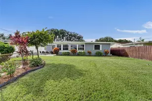 2201 N 49th Ave, Hollywood, FL 33021 - Photo 29