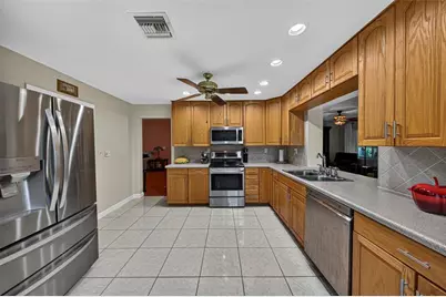 9812 NW 75th Ct, Tamarac, FL 33321 - Photo 25