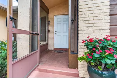 9812 NW 75th Ct, Tamarac, FL 33321 - Photo 3