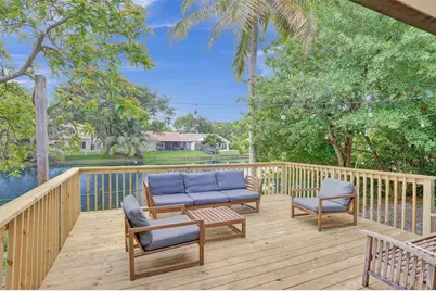 2945  Begonia Way, Cooper City, FL 33026 - Photo 5