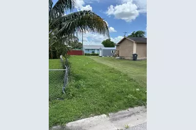 525 SW 9th St, Belle Glade, FL 33430 - Photo 3