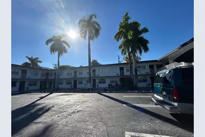 123  Erie St, Unit #16, Lake Worth Beach, FL 33461 - Photo 1