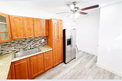 778 NW 80th St, Miami, FL 33150 - Photo 7