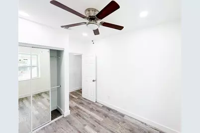 778 NW 80th St, Miami, FL 33150 - Photo 13
