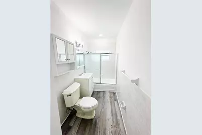 778 NW 80th St, Miami, FL 33150 - Photo 17