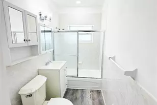 778 NW 80th St, Miami, FL 33150 - Photo 17