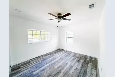 778 NW 80th St, Miami, FL 33150 - Photo 11