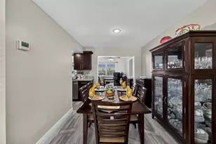 5013 NW 51st St, Tamarac, FL 33319 - Photo 11