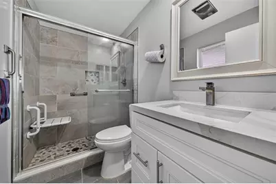 5013 NW 51st St, Tamarac, FL 33319 - Photo 19