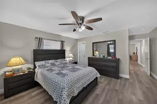 5013 NW 51st St, Tamarac, FL 33319 - Photo 17