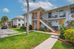 1217 S Lakes End Dr, Fort Pierce, FL 34982 - Photo 3