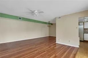 1217 S Lakes End Dr, Fort Pierce, FL 34982 - Photo 15