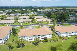 1217 S Lakes End Dr, Fort Pierce, FL 34982 - Photo 57